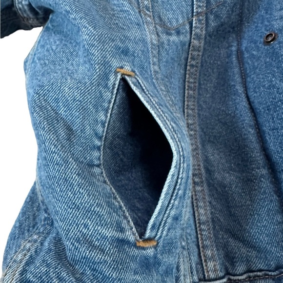 Levi’s Original Ex-Boyfriend Trucker Sherpa Jean Jackets Size Small - Picture 16 of 17